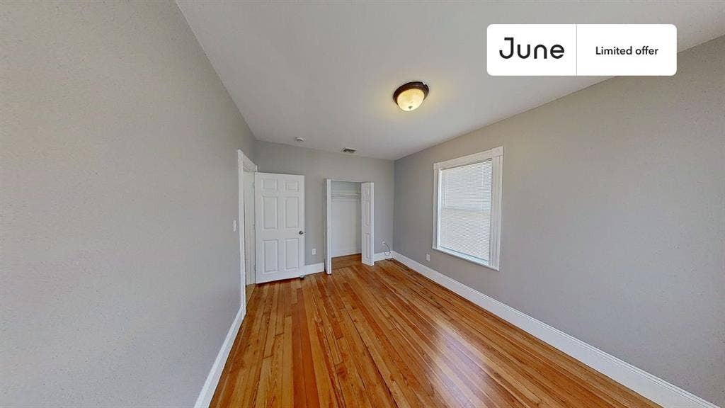 4 BR in Boston