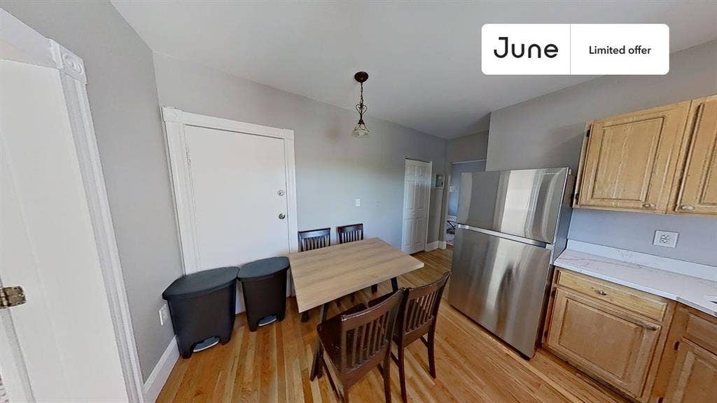 4 BR in Boston