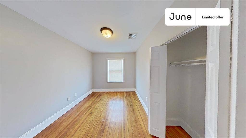 4 BR in Boston