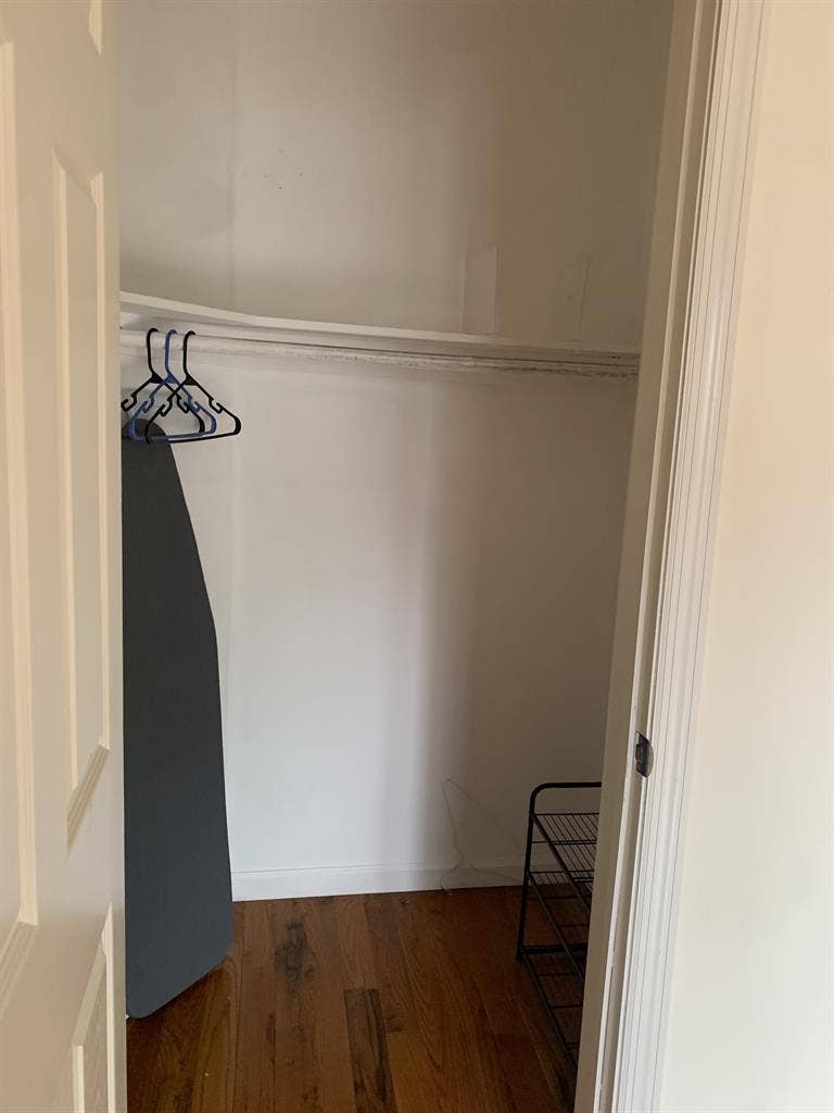 Large Master Bedroom in Jersey City