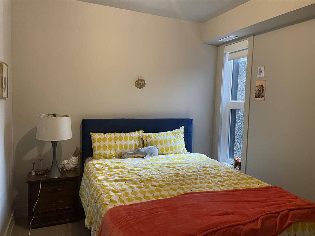 Roommate wanted for apartment!