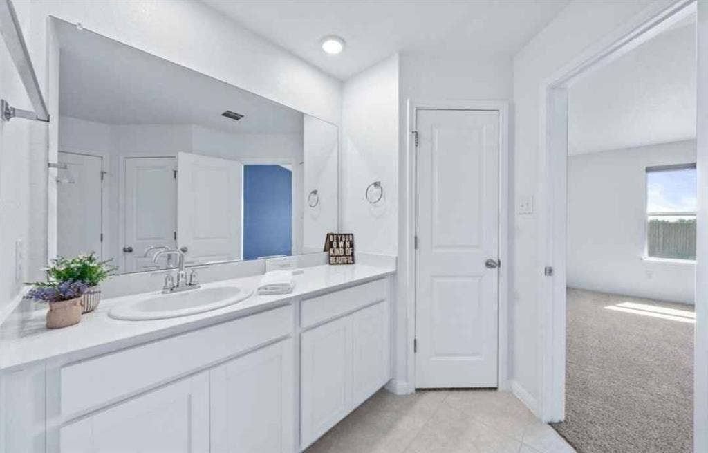 PRIVATE ROOM With PRIVATE BATH