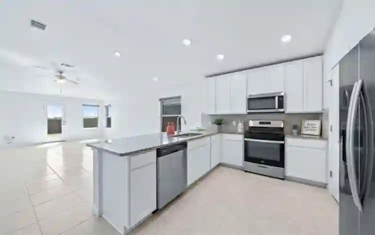 PRIVATE ROOM With PRIVATE BATH