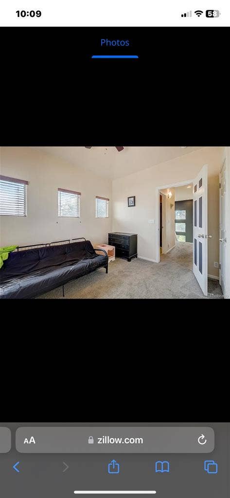 Looking for a roommate in Thornton