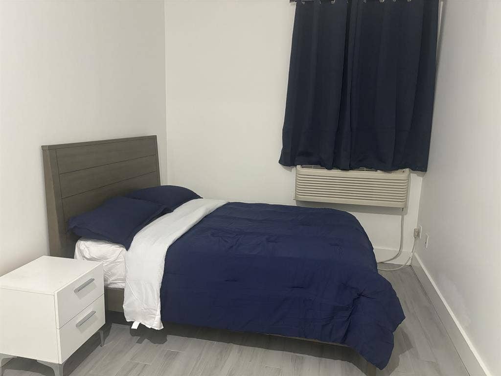 Extra large room Bedstuy Brooklyn