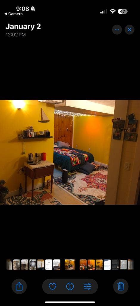 Room for rent with private entrance