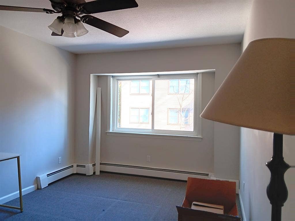 share  sq ft condo