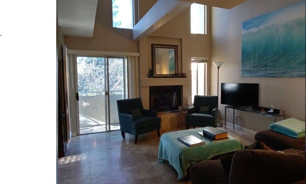 Master Room near Lake Murray
