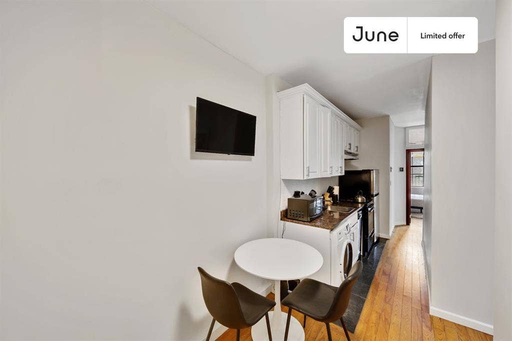 3 BR in New York City