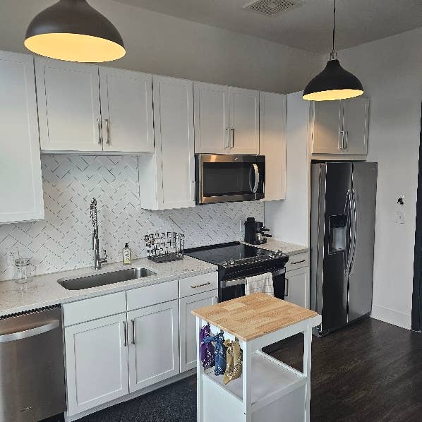 Perfect studio apartment near SCAD 