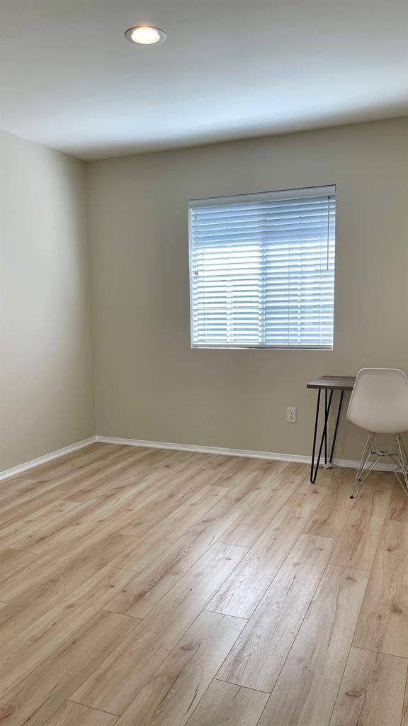 North Hollywood ROOM for rent Feb 1