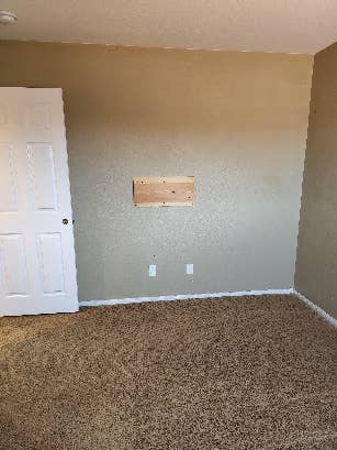 Quiet cul-de-sac room for rent