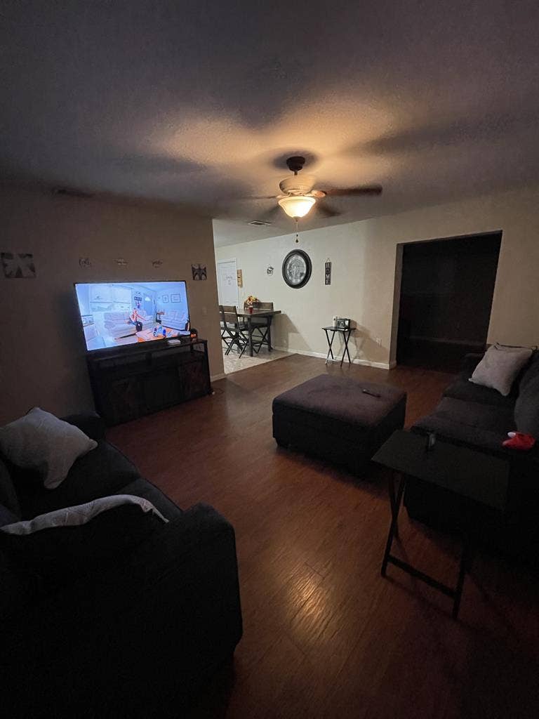 Room for rent in Bartow
 Florida