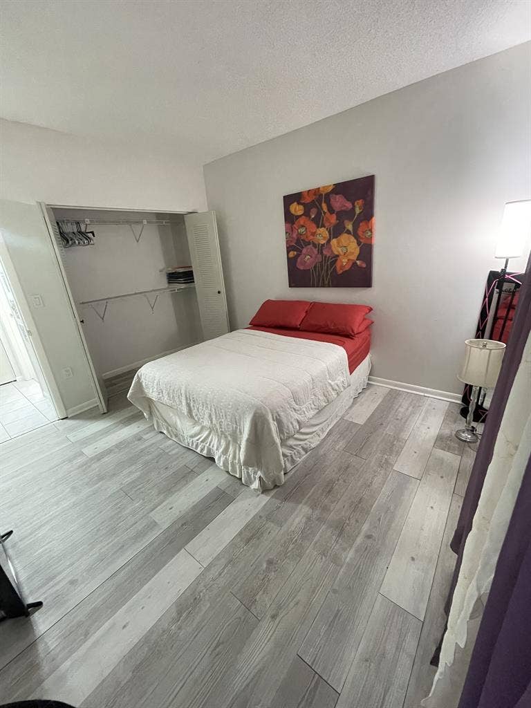 Room for rent near FIU