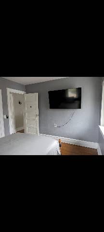 Rooms available in Hampton