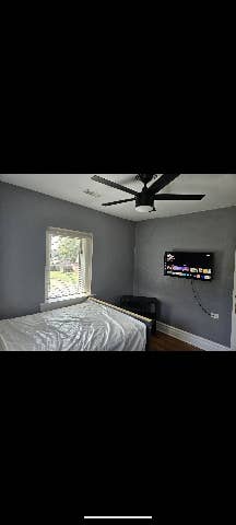 Rooms available in Hampton