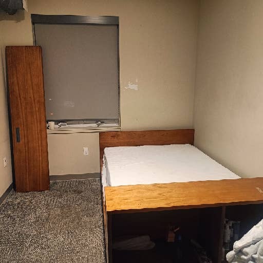 Single Room for rent for female