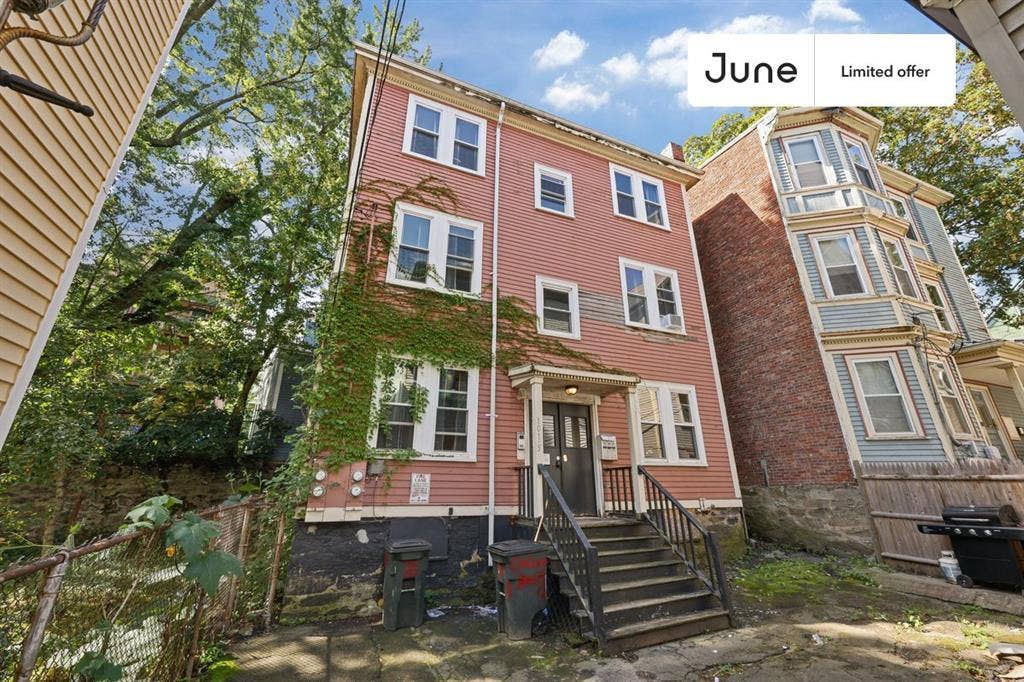 3 BR in Boston