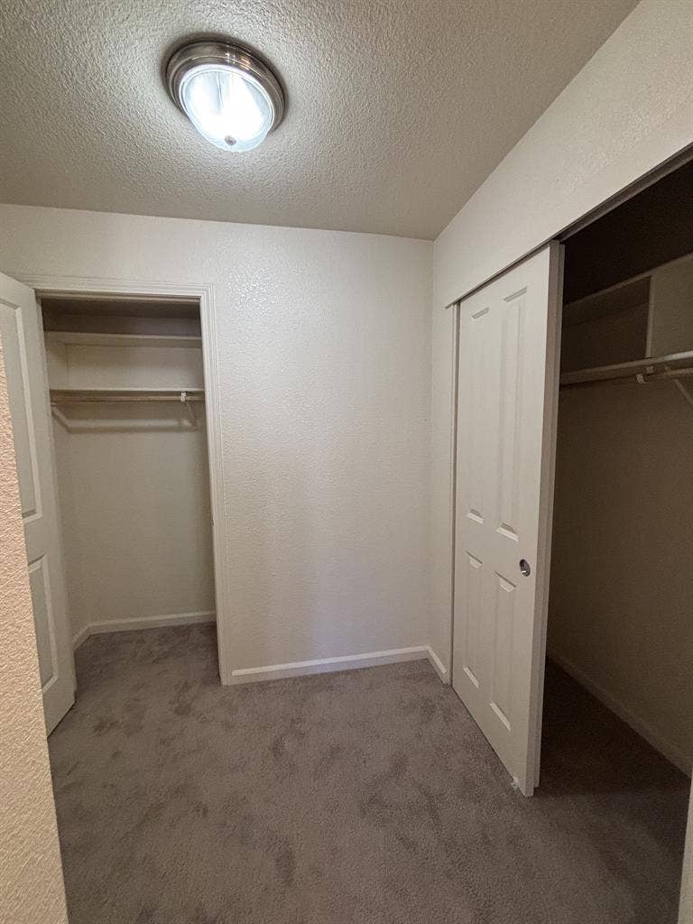 One bed, private bath Room in Davis