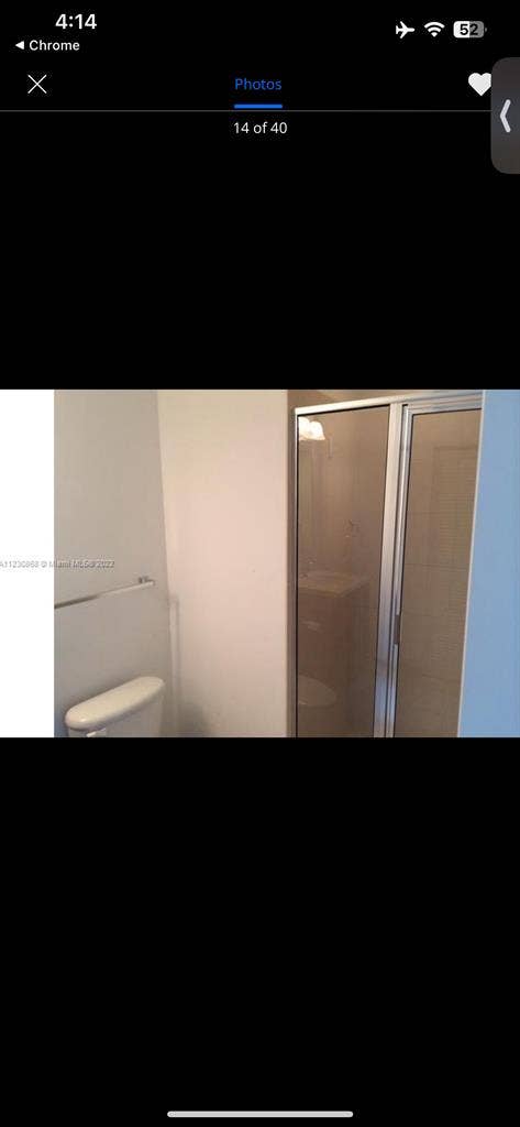 Looking For Roommate 
Brickell -Axis