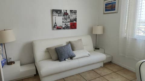 Rent 1 bedroom + private bathr