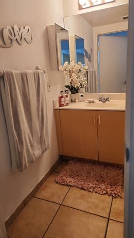 Rent 1 bedroom + private bathr