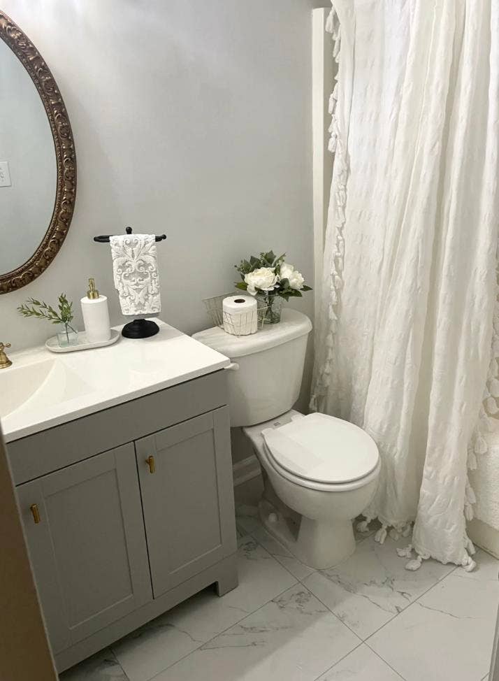 Private Room & Bathroom -Greenville