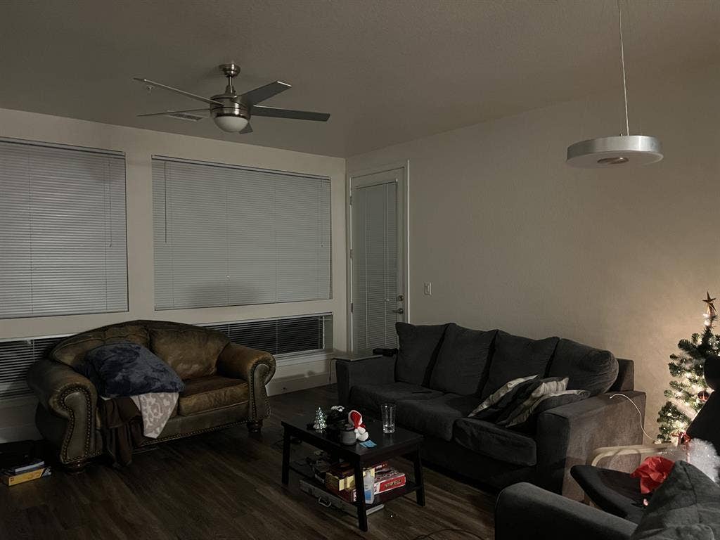 Furnished Highline Pointe apartment