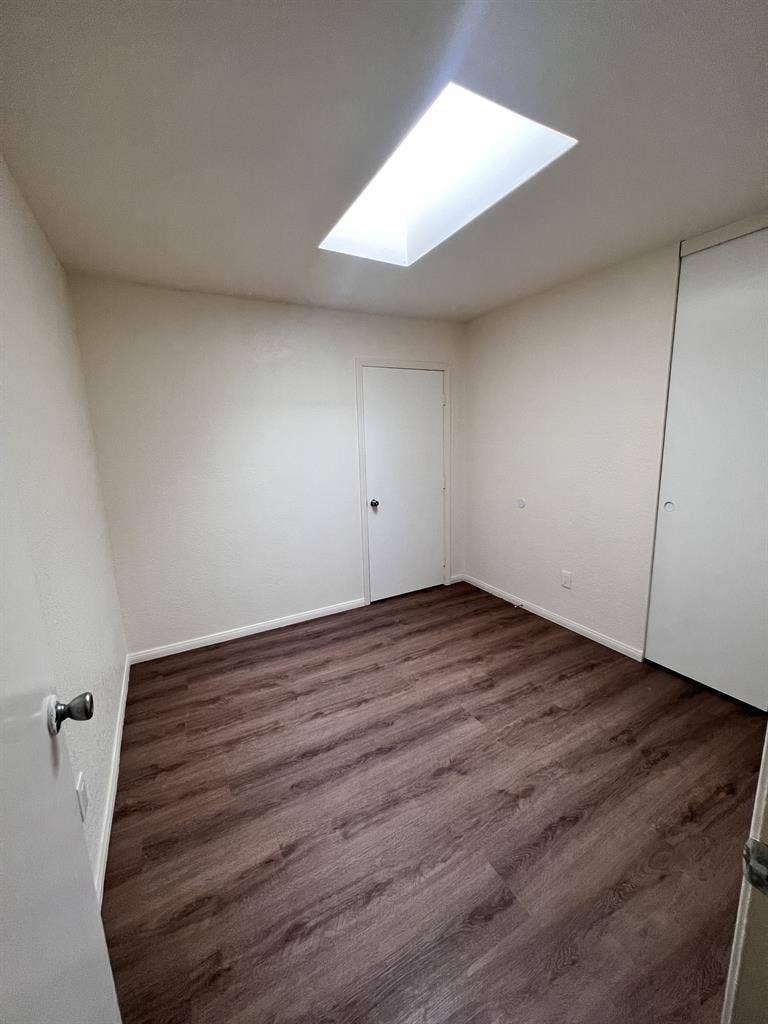 Private Room for Rent $