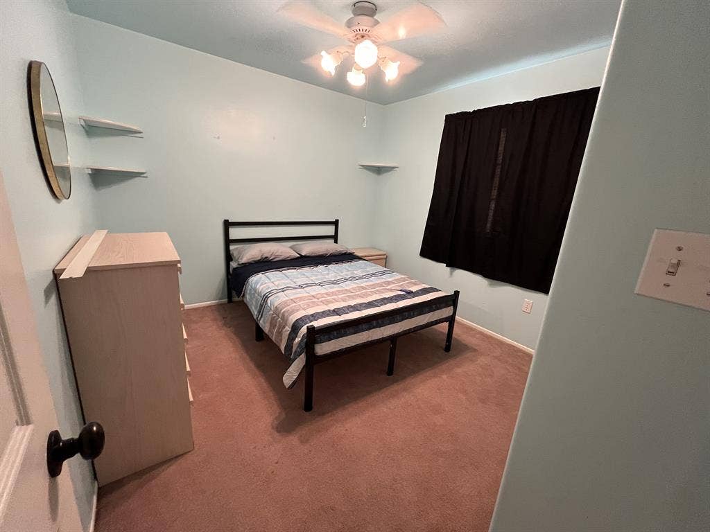 Quiet fully furnished room for rent