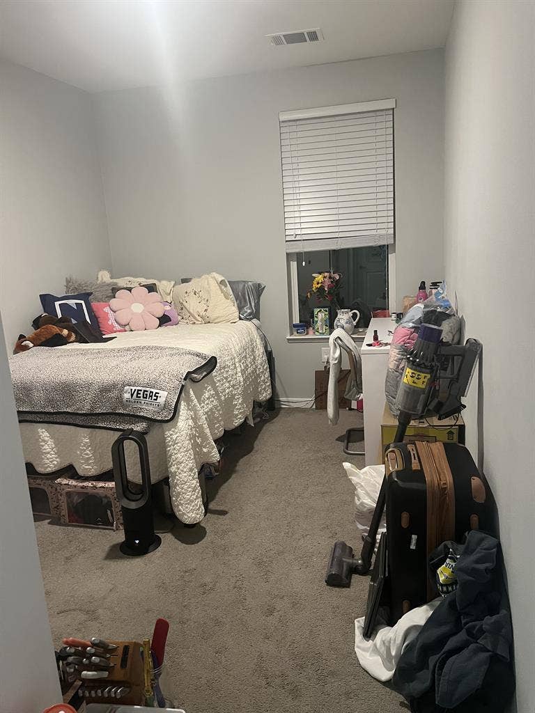 Looking to Relet my Apartment