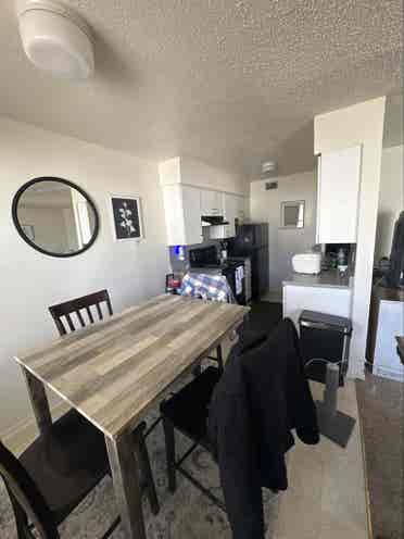 Room for rent!