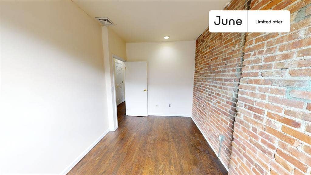 4 BR in New York City