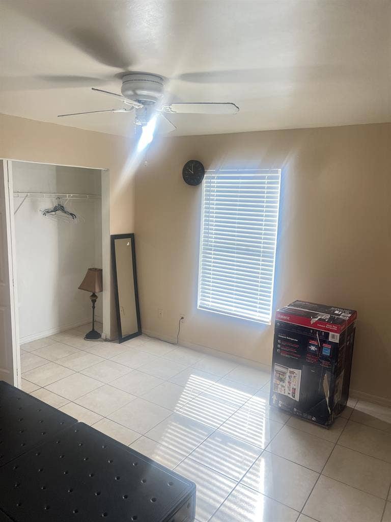 Room in Lehigh acres