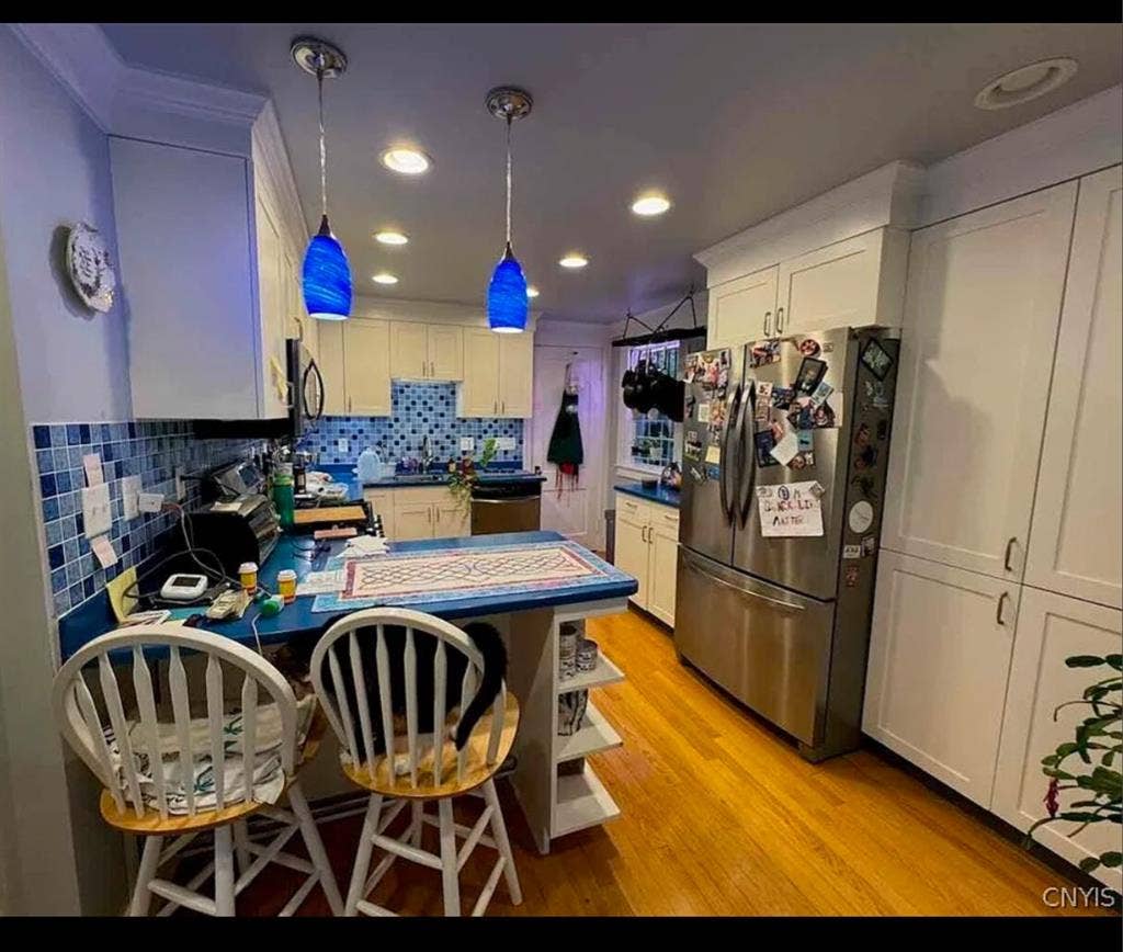 Spacious room with private bathroom