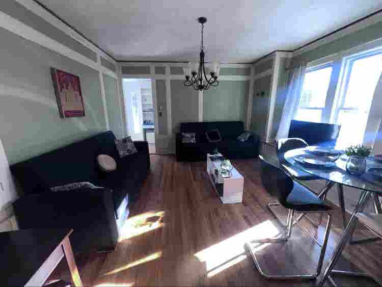 Spacious room with private bathroom