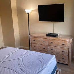 Large Furnished Room with Utilities