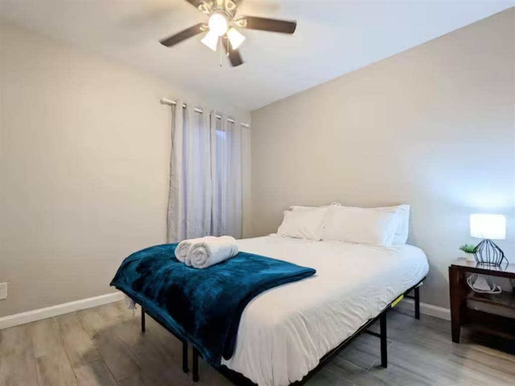 Bedroom In Central Austin