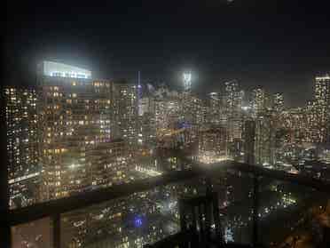 Downtown condo room for rent 