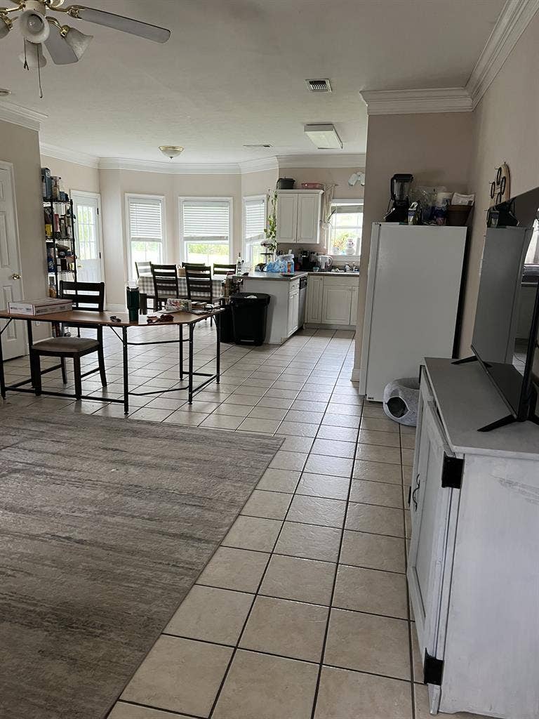 2 Rooms for Rent in the Highlands