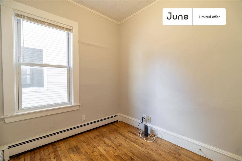 3 BR in Boston