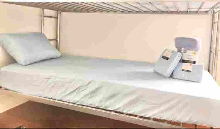 Dorm rooms $ a Week Miami