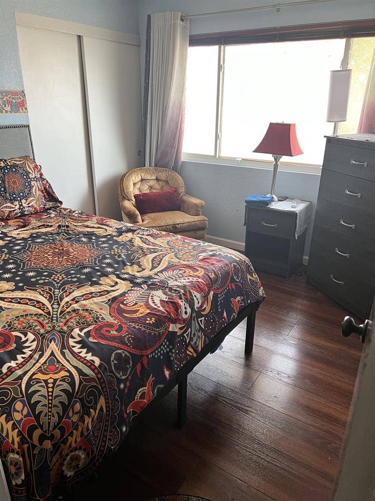 2 rooms for rent-