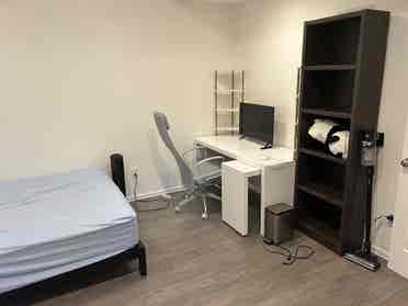Full furniture One Bed and Bath