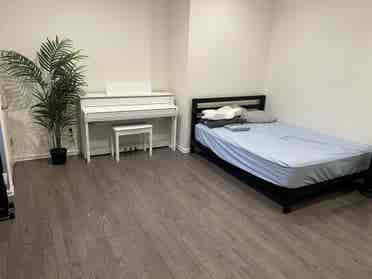 Full furniture One Bed and Bath