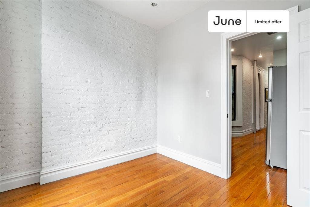 2 BR in New York City