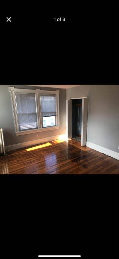 Large Studio Apartment $.