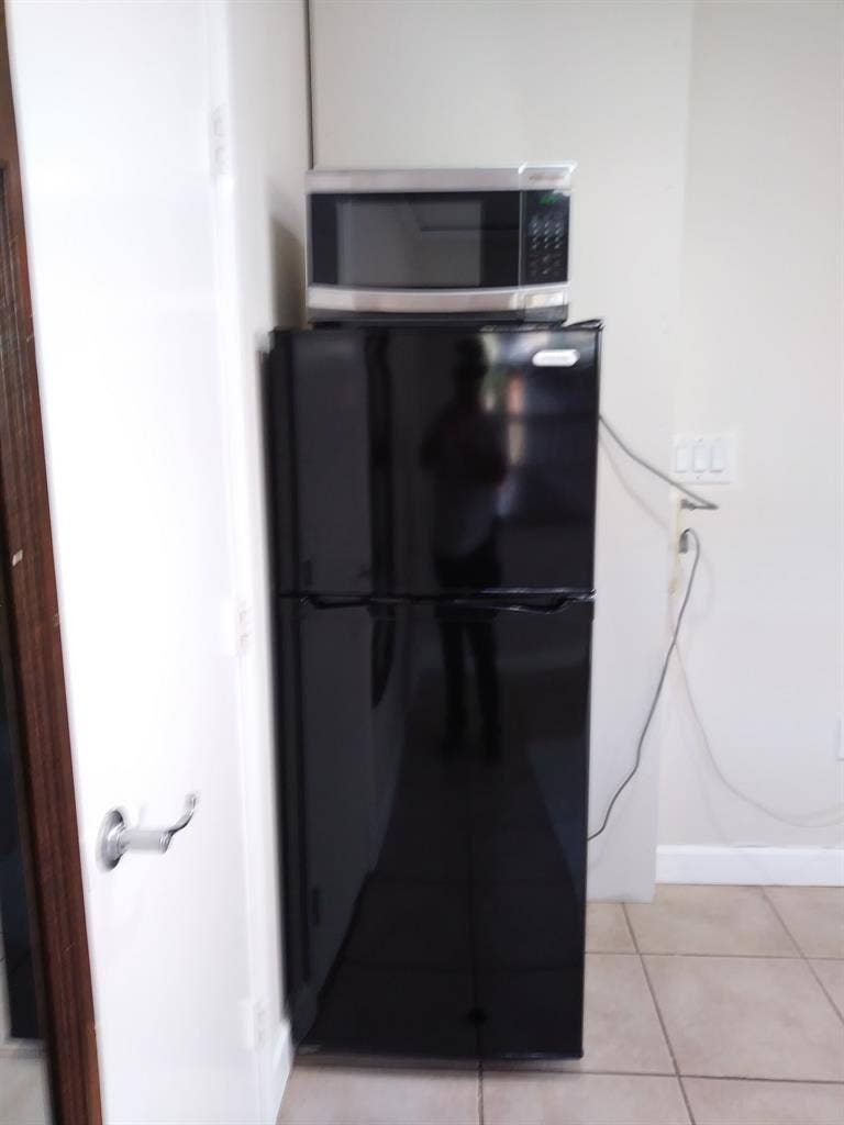BEDROOM WITH PRIVATE ENTRANCE  BATH