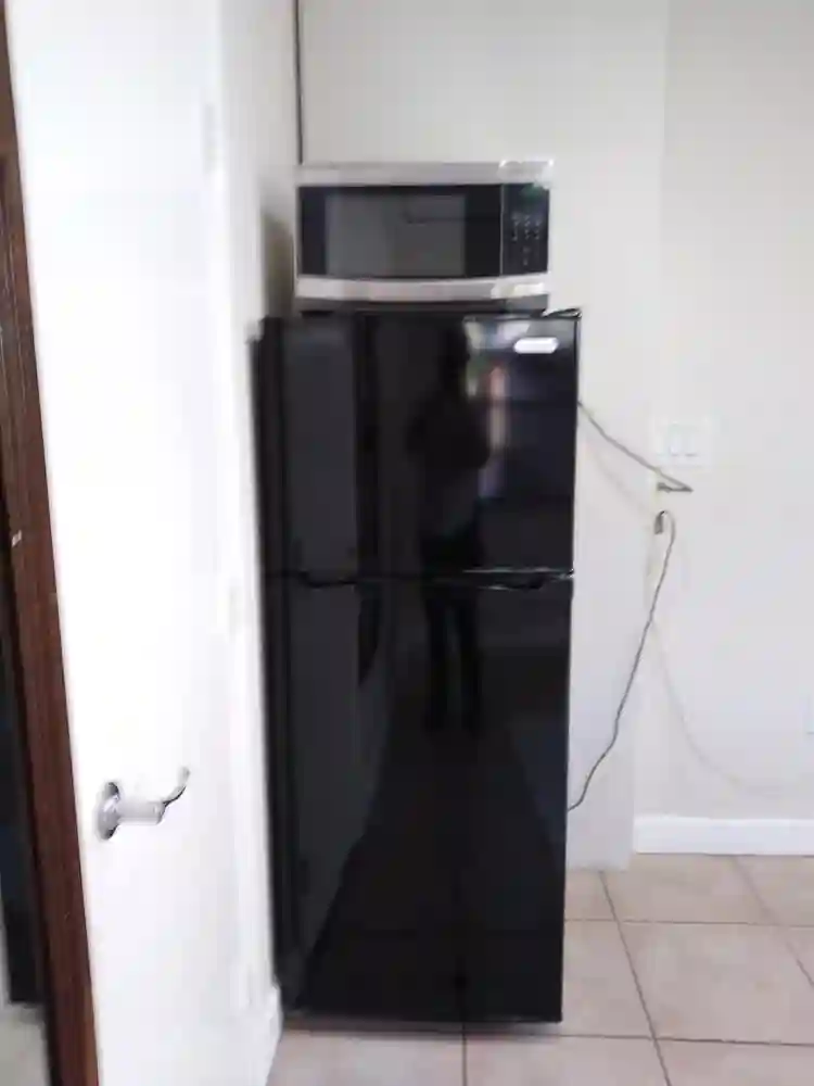 BEDROOM WITH PRIVATE ENTRANCE BATH