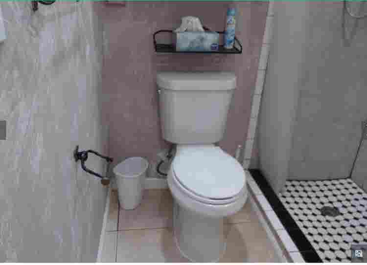 BEDROOM WITH PRIVATE ENTRANCE  BATH